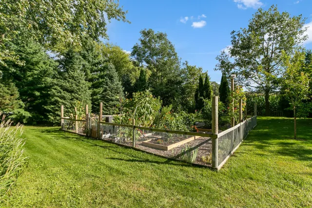 $999,000 | 8561 Airport, Middleton, WI 53562