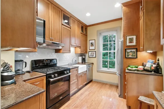 $999,000 | 8561 Airport, Middleton, WI 53562