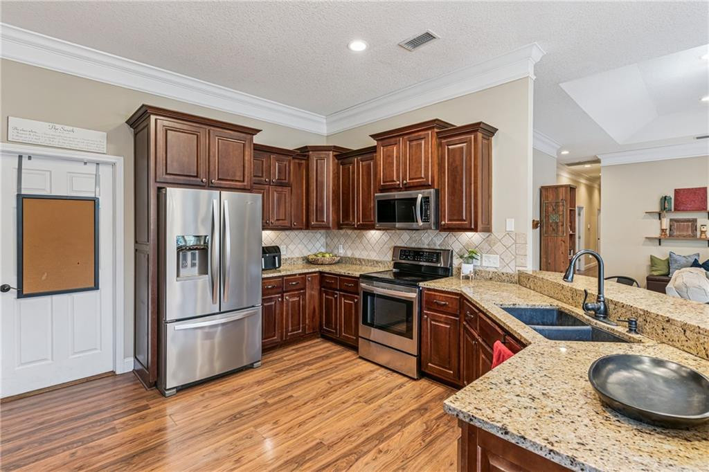210 Sandpiper Road Brunswick, GA 31523 - Photo 10 of 54 Photo 10