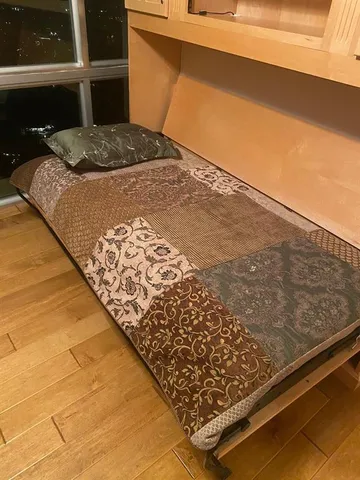 a view of walk in closet