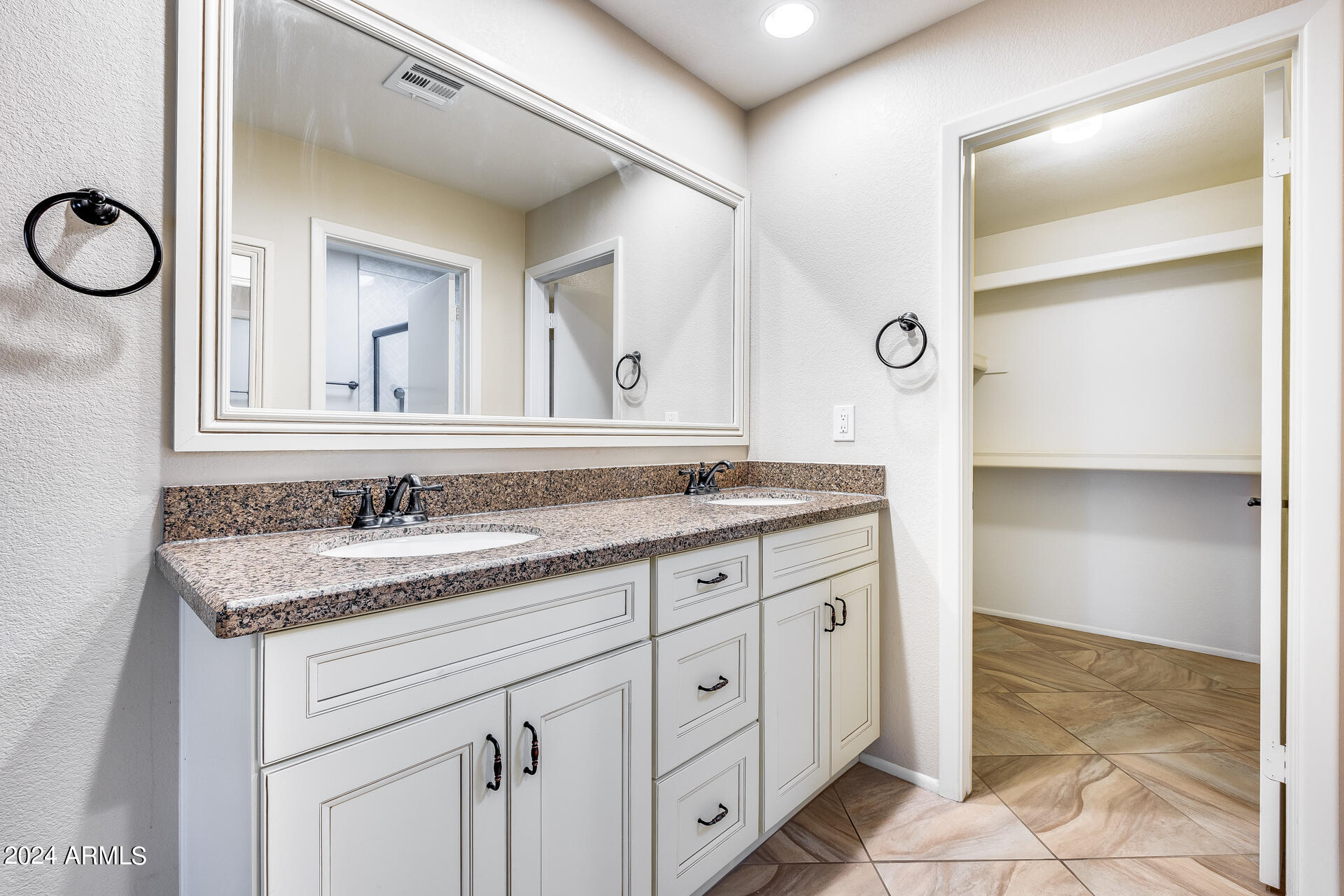 14300 West Bell Road, Unit 149 Surprise, AZ 85374 - Photo 15 of 47 32