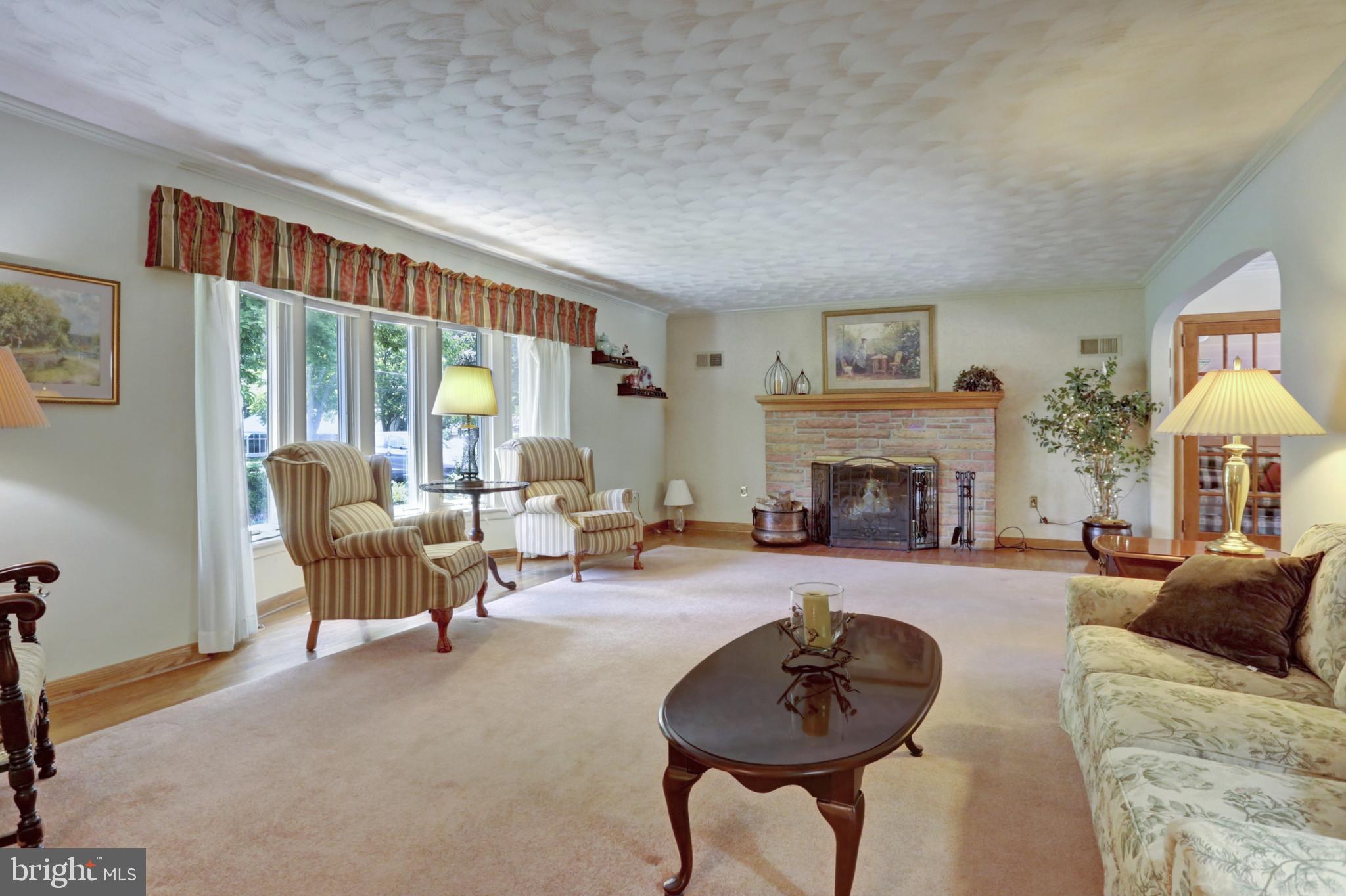 4322 Crestview Road Harrisburg, PA 17112 - Photo 5 of 36 Gallery Image 5