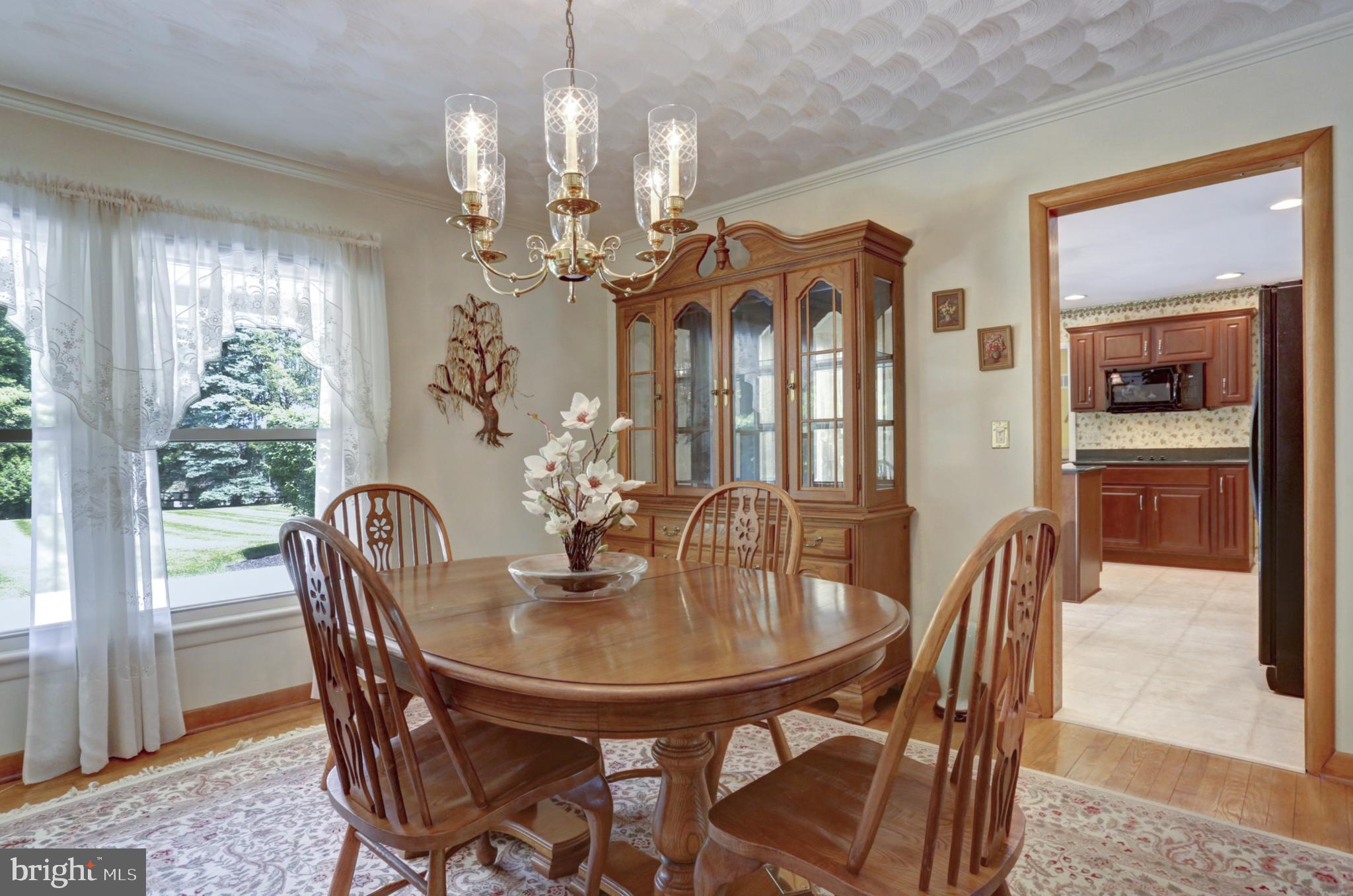 4322 Crestview Road Harrisburg, PA 17112 - Photo 10 of 36 Gallery Image 10