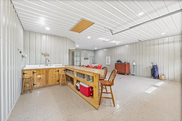 $357,750 | 1190 North 1400 East Road, Bement, IL 61813