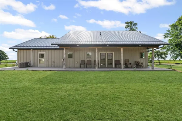 $357,750 | 1190 North 1400 East Road, Bement, IL 61813