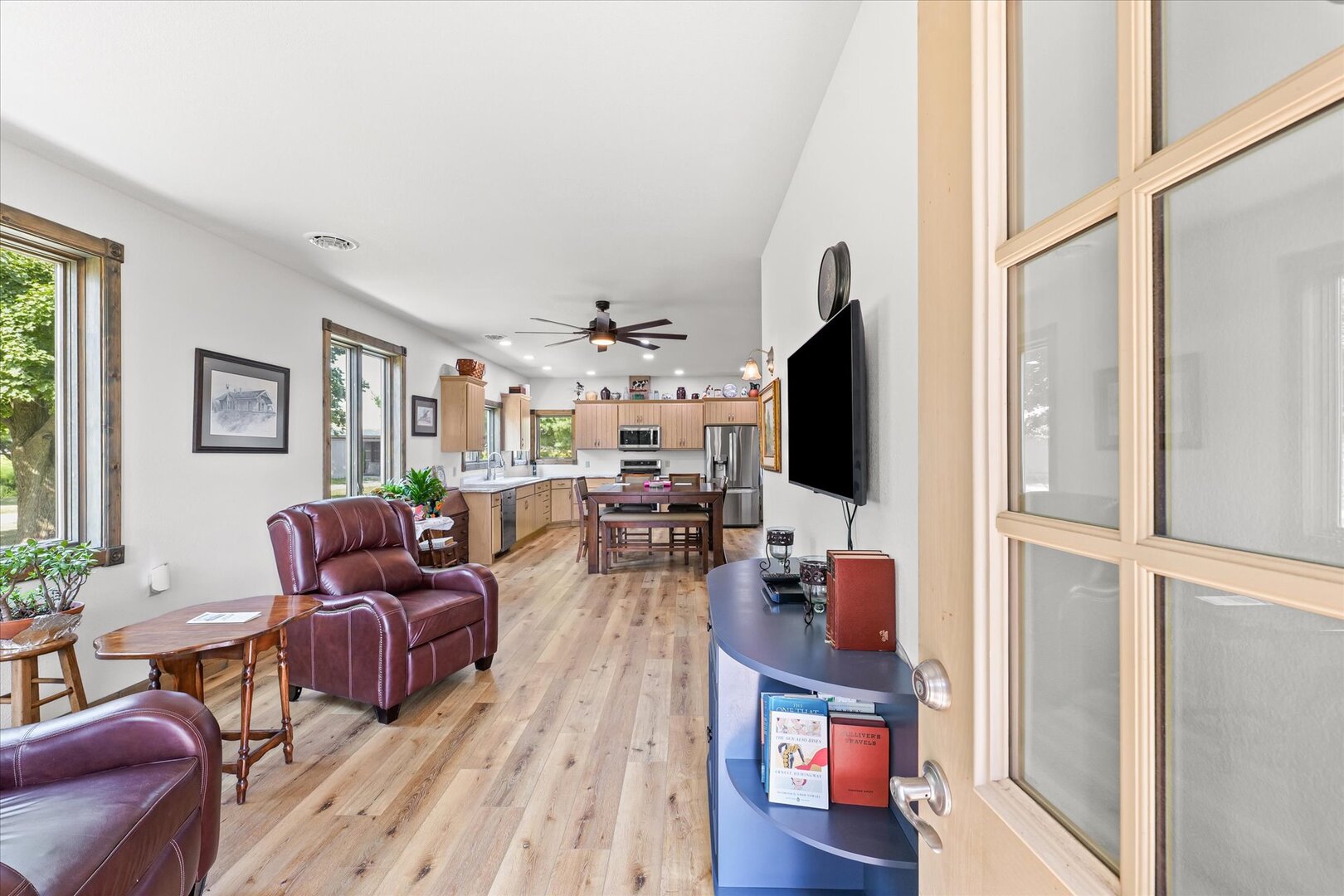 1190 North 1400 East Road Bement, IL 61813 - Photo 5 of 50