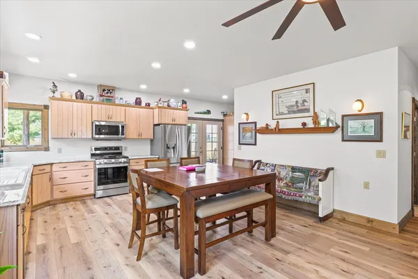 $357,750 | 1190 North 1400 East Road, Bement, IL 61813