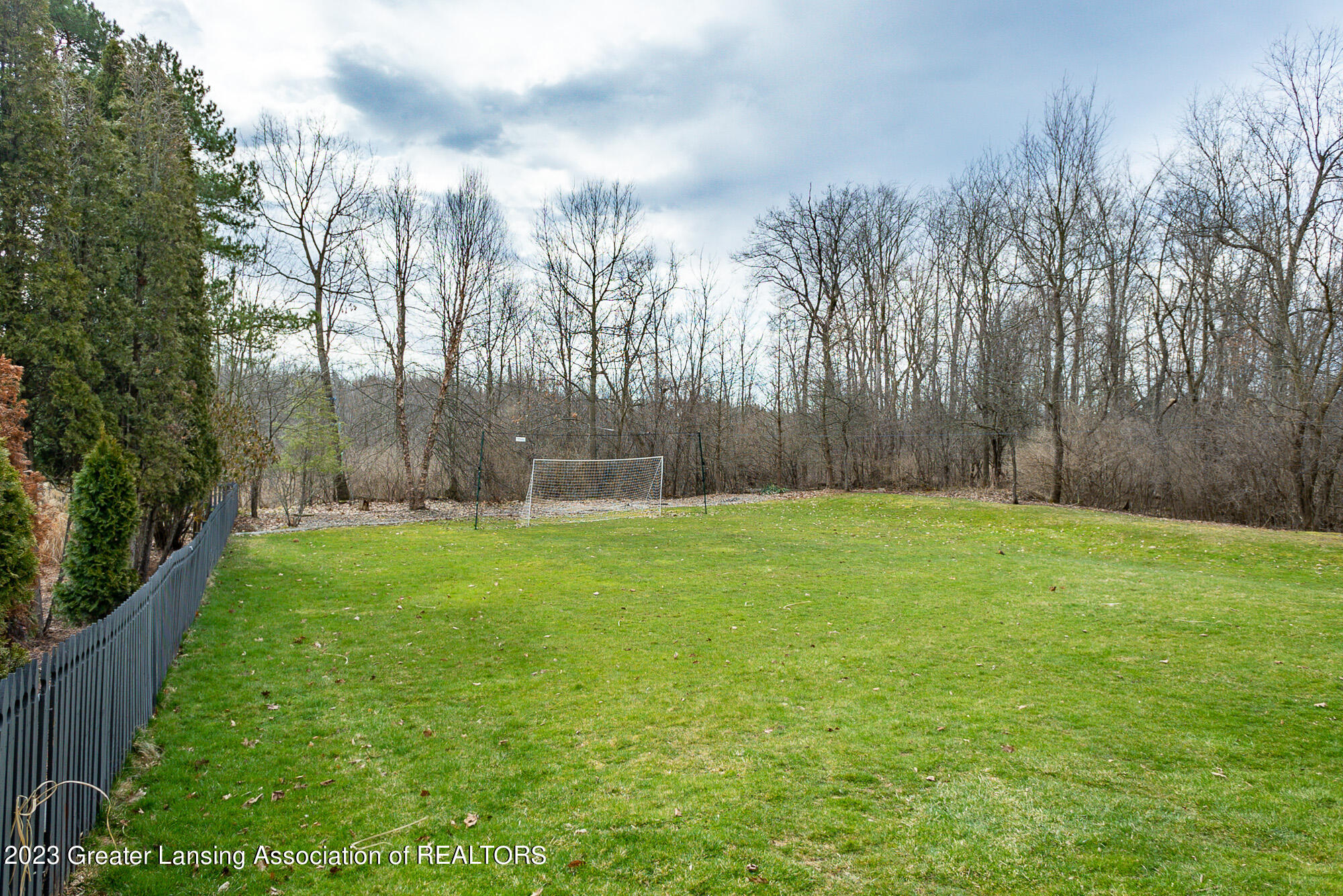 16913 Thorngate Road East Lansing, MI 48823 - Photo 83 of 83 16913 Thorngate Rd East Lansing MI-107