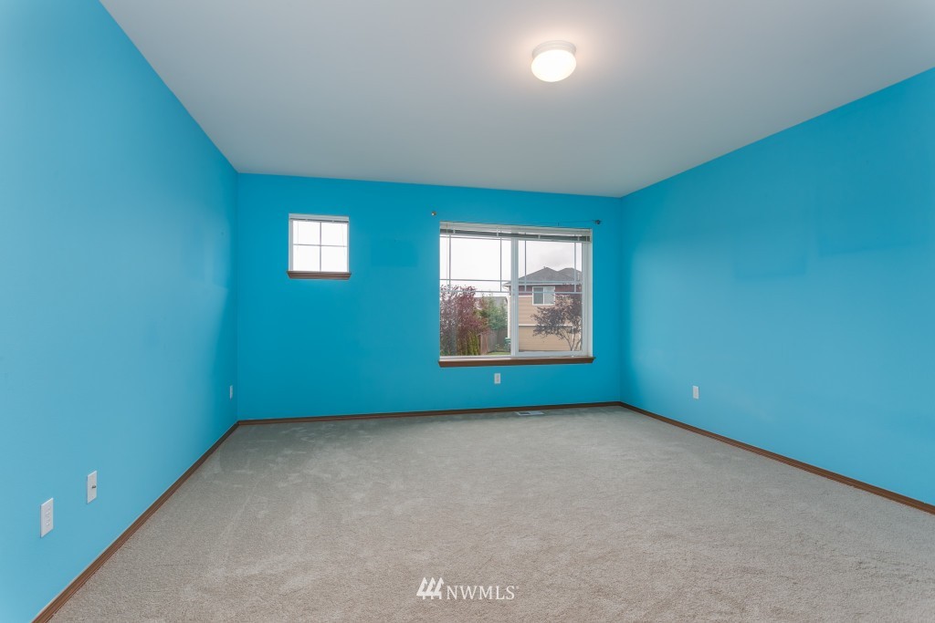 3914 155th Place Southeast Bothell, WA 98012 - Photo 13 of 25 Gallery Image 13