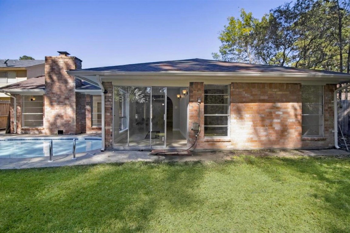 3022 Deer Valley Drive Spring, TX 77373 - Photo 5 of 34 a view of a house with a yard and sitting area