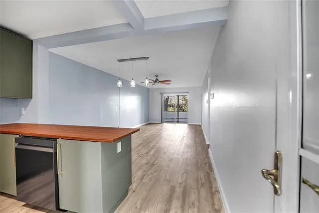 $2,500 | 2800 Northeast 14th Street Causeway, Unit 110, Pompano Beach, FL 33062