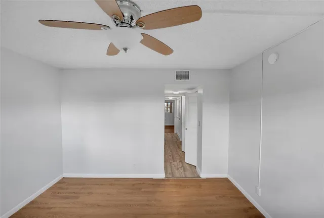 $2,500 | 2800 Northeast 14th Street Causeway, Unit 110, Pompano Beach, FL 33062