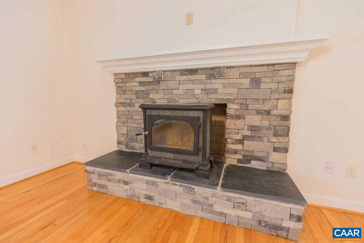 5015 Shannon Hill Road Kents Store, VA 23084 - Photo 11 of 38 Gallery Image 11