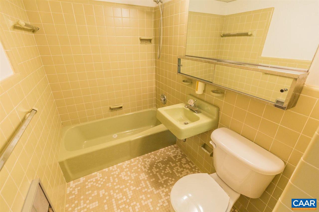 5015 Shannon Hill Road Kents Store, VA 23084 - Photo 24 of 38 Gallery Image 24