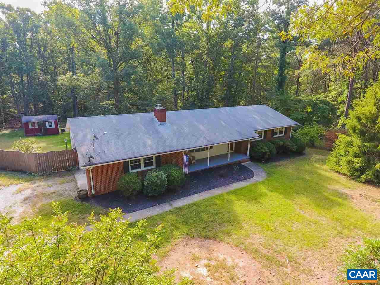 5015 Shannon Hill Road Kents Store, VA 23084 - Photo 6 of 38 Gallery Image 6