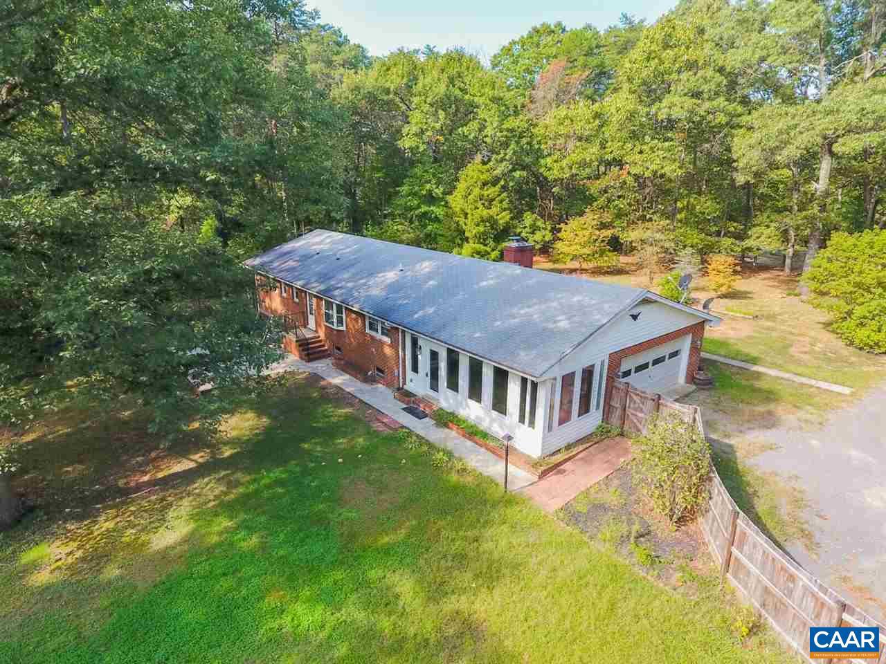5015 Shannon Hill Road Kents Store, VA 23084 - Photo 8 of 38 Gallery Image 8