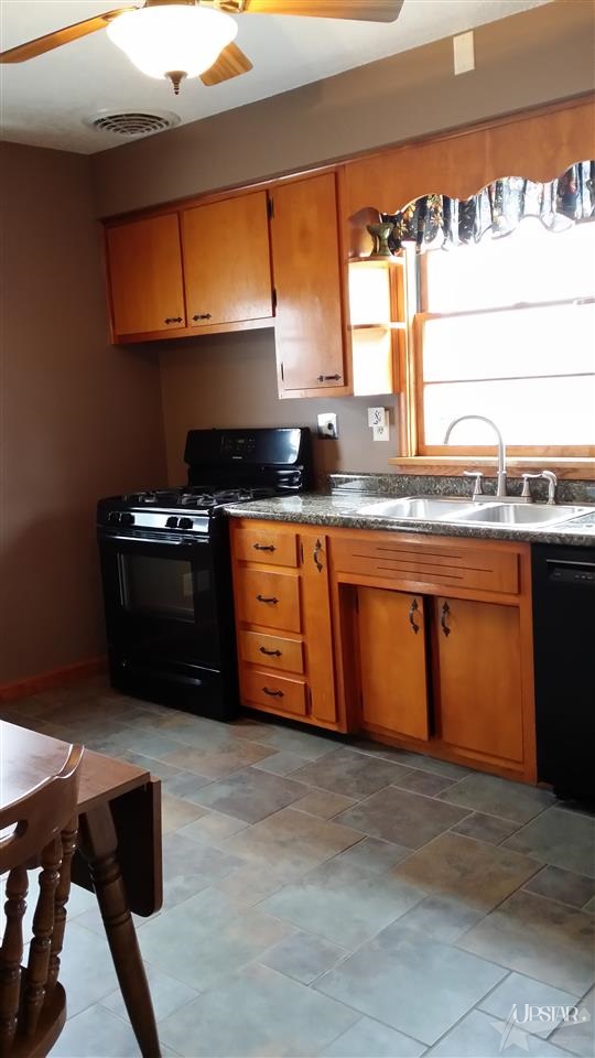 11525 Trentman Road Fort Wayne, IN 46816 - Photo 3 of 18