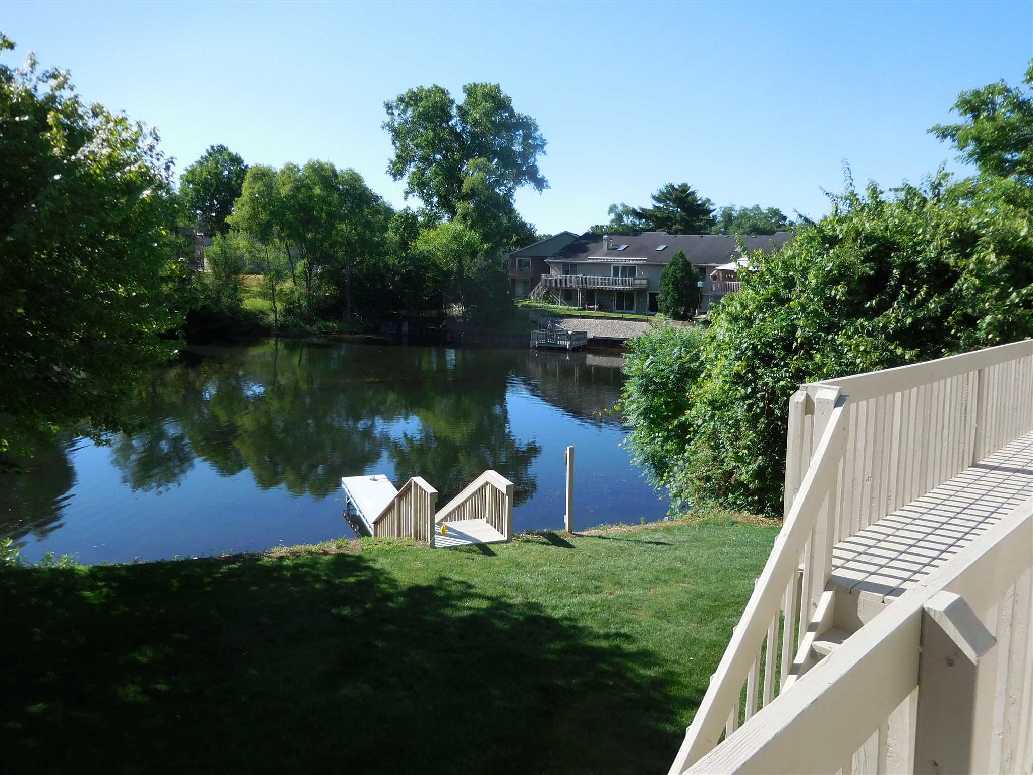 616 Rivers Edge Court Mishawaka, IN 46544 - Photo 5 of 36
