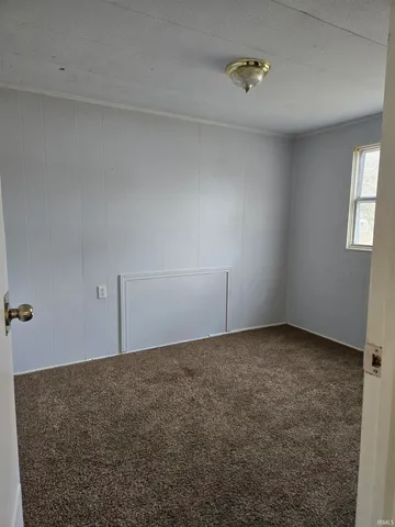 $975 | 707 North State Road 13, North Manchester, IN 46962