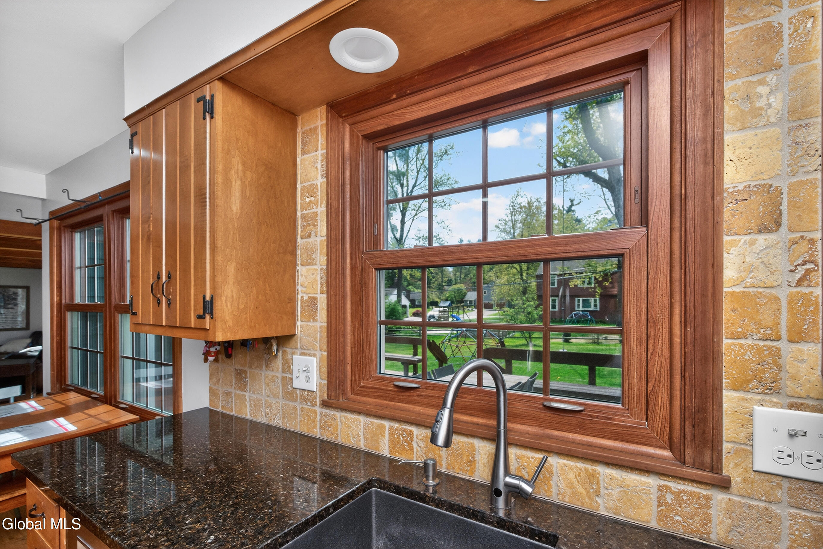 4 Concord Road Bethlehem, NY 12077 - Photo 16 of 60 058-4-Concord-Road-Glenmont-NY-12077