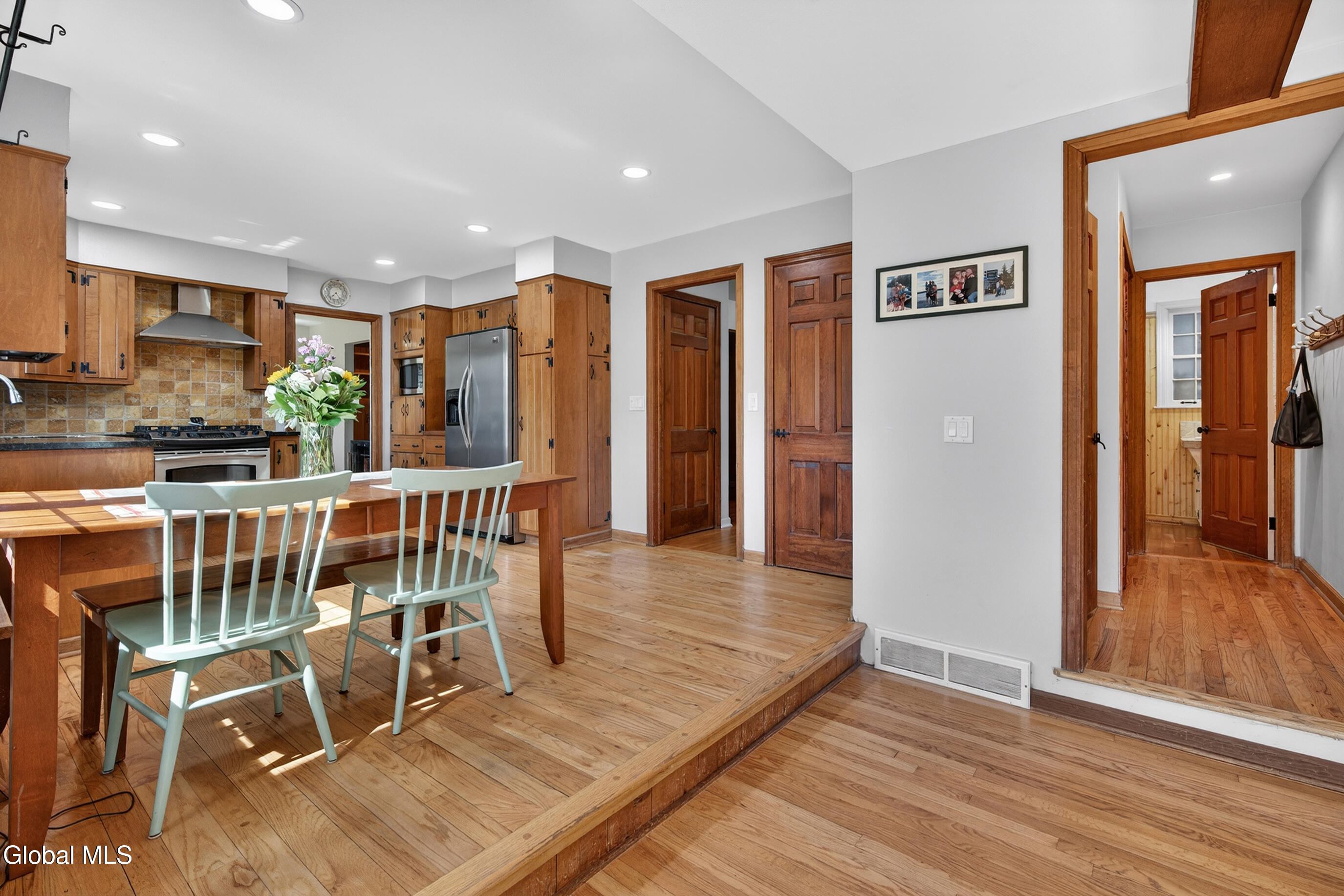 4 Concord Road Bethlehem, NY 12077 - Photo 21 of 60 061-4-Concord-Road-Glenmont-NY-12077