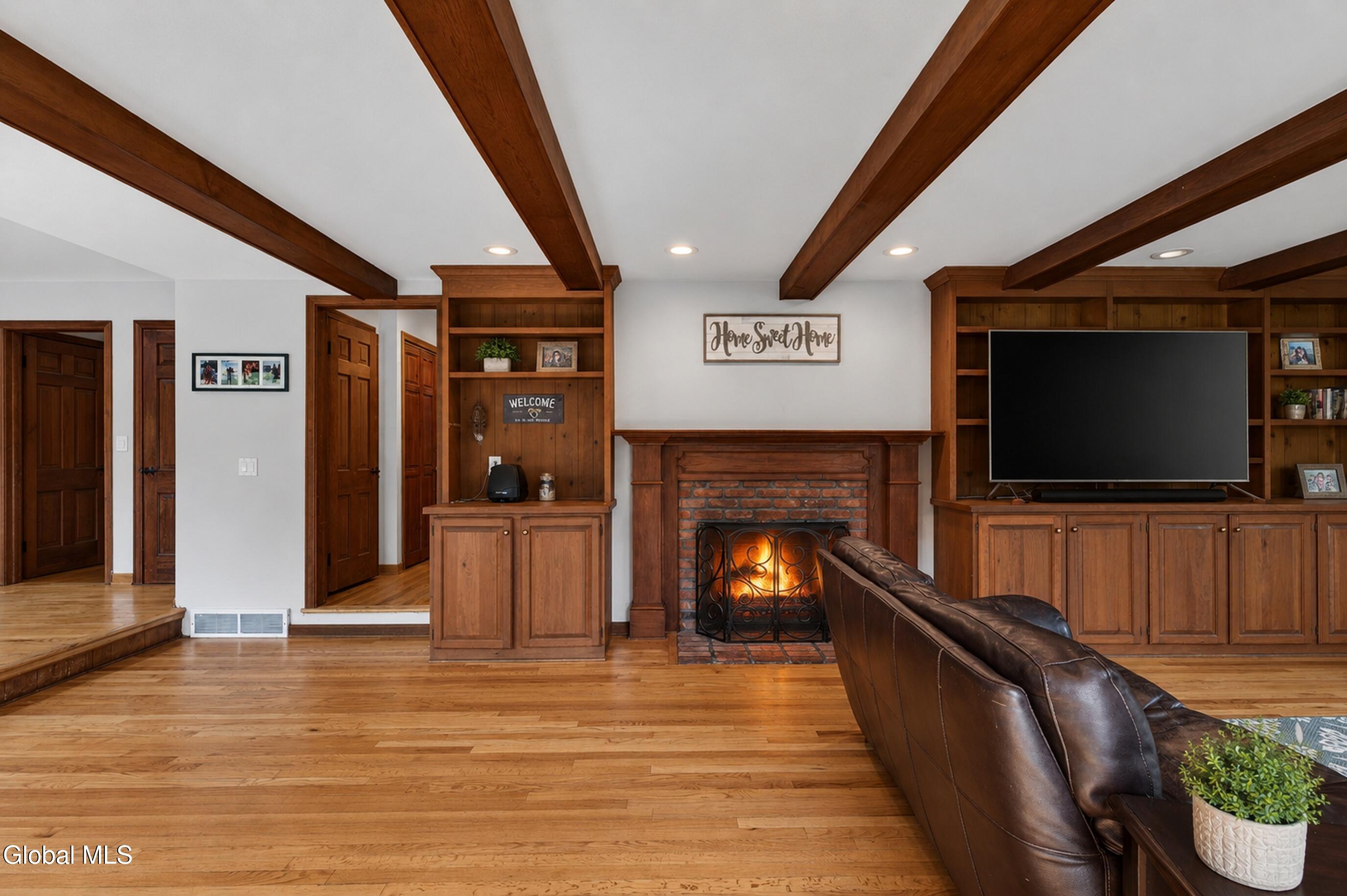 4 Concord Road Bethlehem, NY 12077 - Photo 23 of 60 070-4-Concord-Road-Glenmont-NY-12077