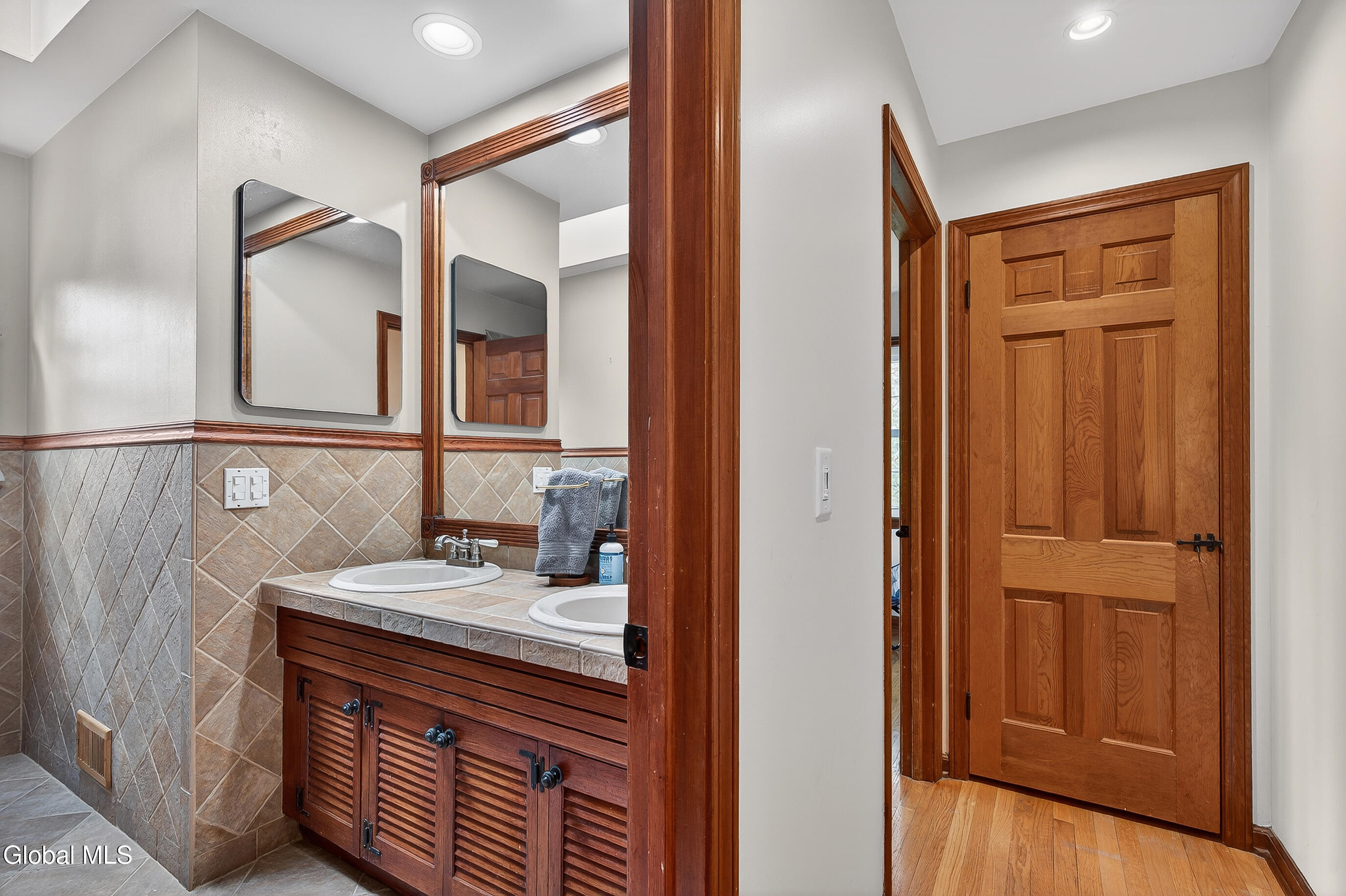 4 Concord Road Bethlehem, NY 12077 - Photo 49 of 60 086-4-Concord-Road-Glenmont-NY-12077