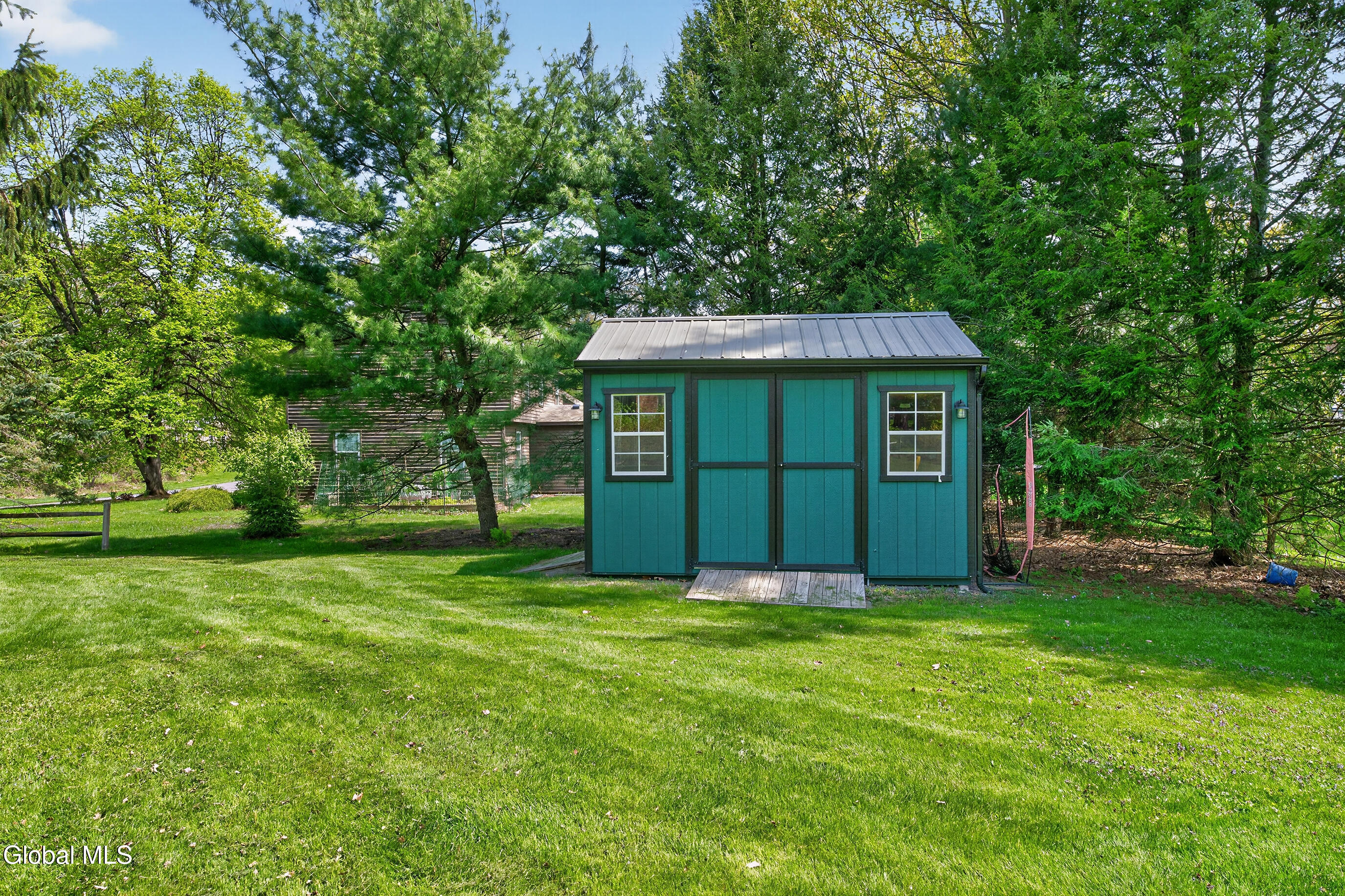 4 Concord Road Bethlehem, NY 12077 - Photo 57 of 60 019-4-Concord-Road-Glenmont-NY-12077