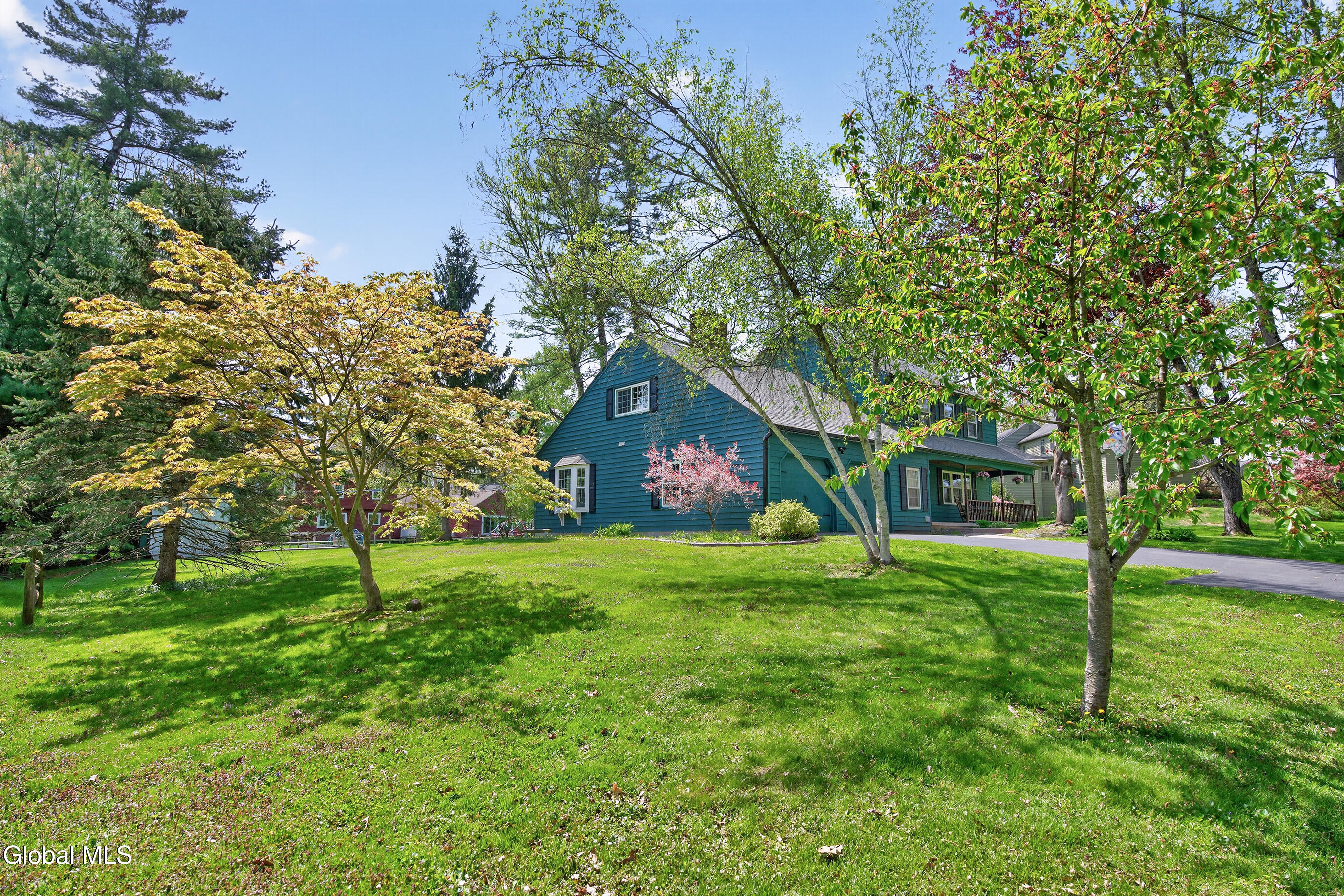 4 Concord Road Bethlehem, NY 12077 - Photo 59 of 60 002-4-Concord-Road-Glenmont-NY-12077