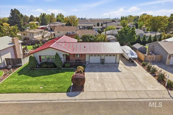 $355,000 | 1230 Southwest 15th Avenue, Ontario, OR 97914