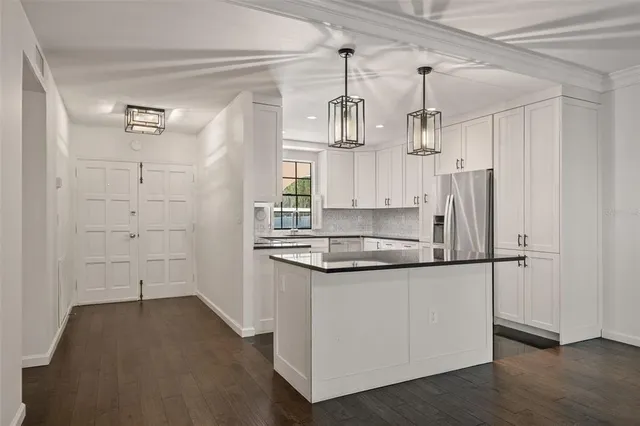 $1,495,000 | 106 South Interlachen Avenue, Unit 118, Winter Park, FL 32789