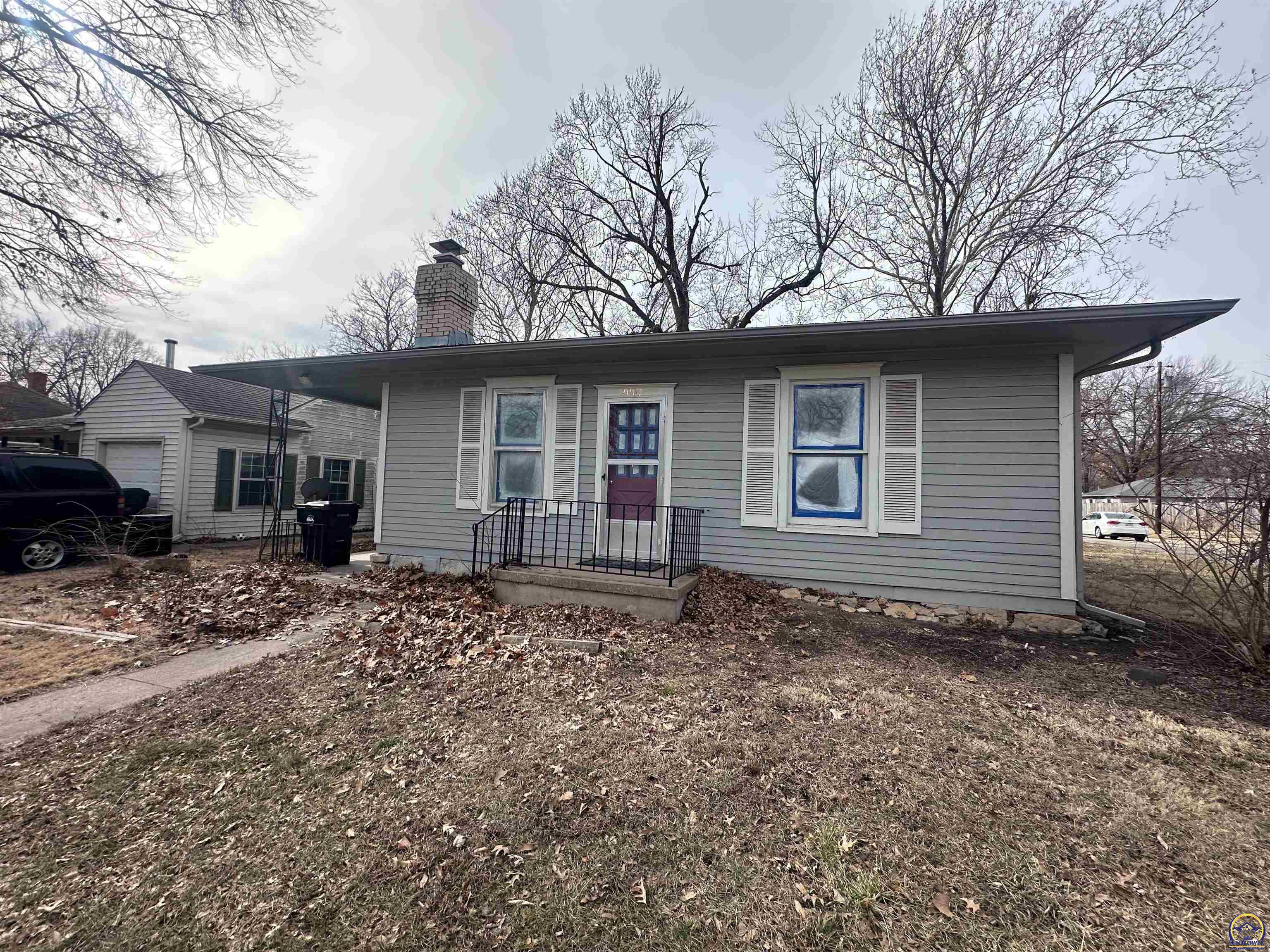 2001 Southwest High Avenue Topeka, KS 66604 - Photo 1 of 1