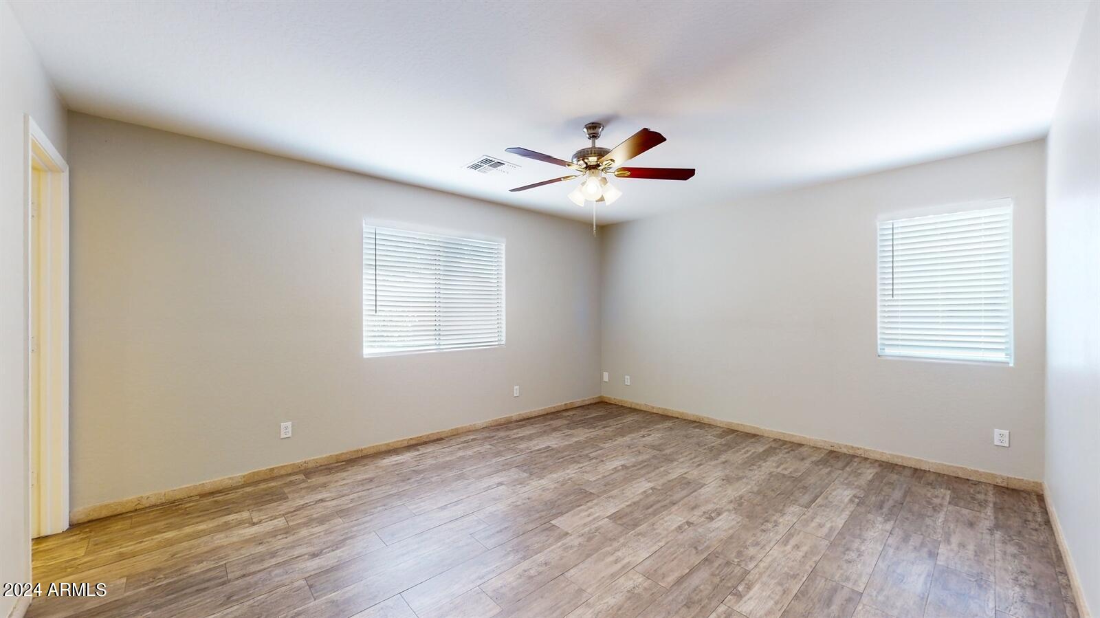 16209 West Hearn Road Surprise, AZ 85379 - Photo 12 of 26 12_16209WHearnRd_2012_Large