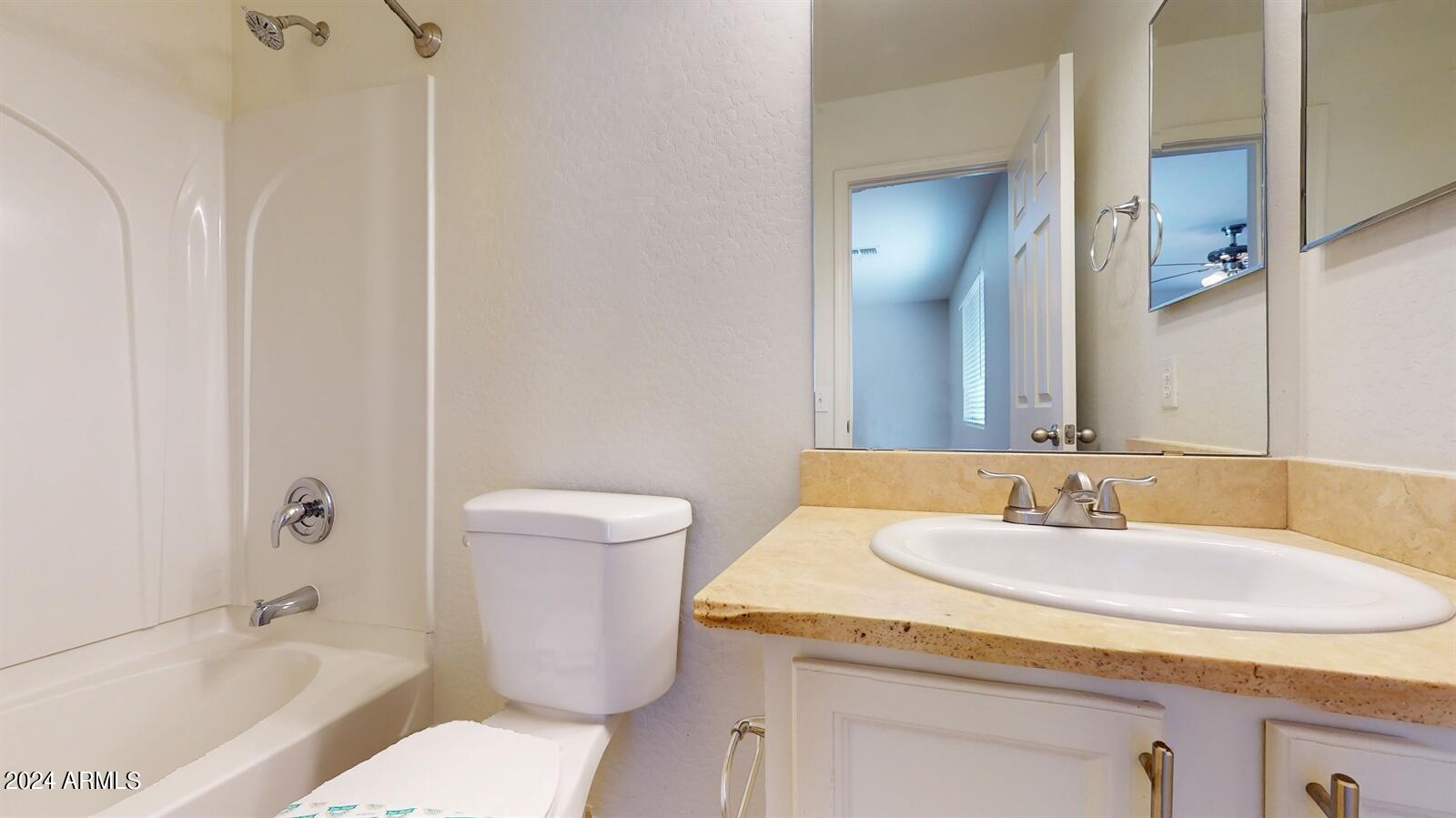 16209 West Hearn Road Surprise, AZ 85379 - Photo 18 of 26 15_16209WHearnRd_2015_Large