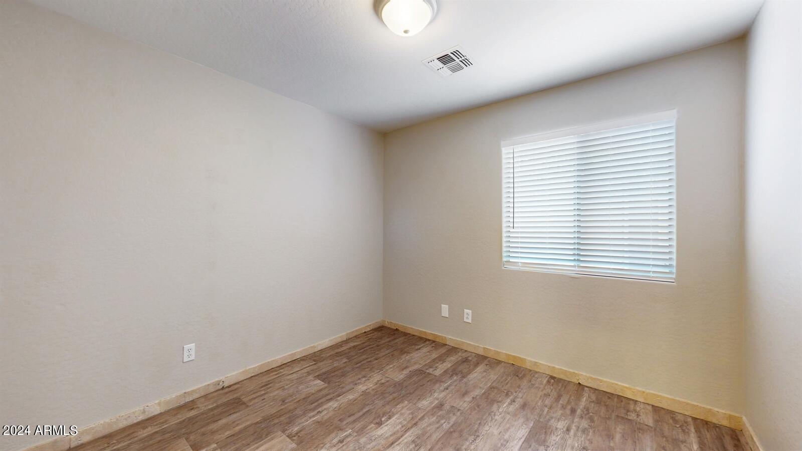 16209 West Hearn Road Surprise, AZ 85379 - Photo 22 of 26 16_16209WHearnRd_2016_Large