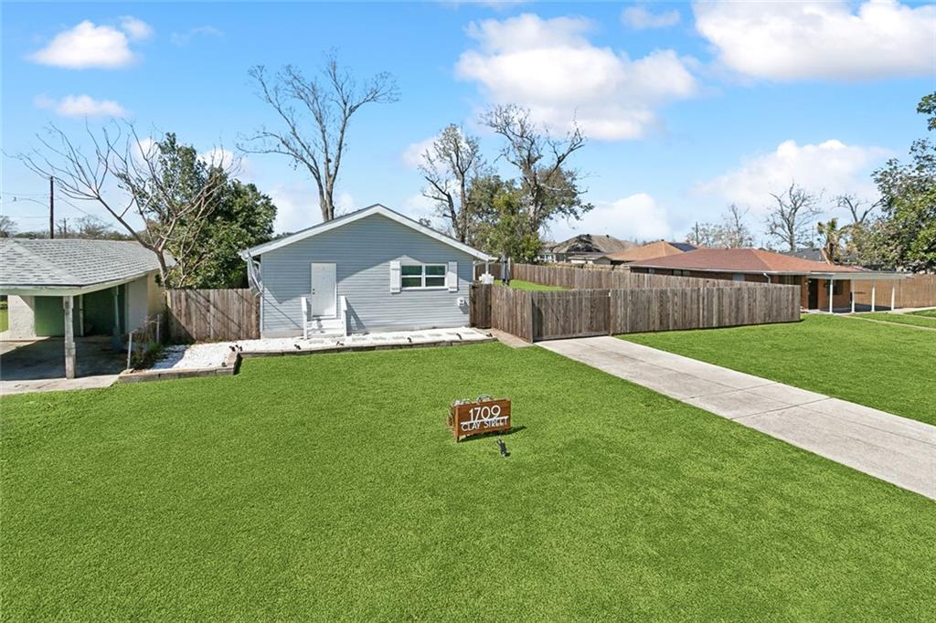 1709 Clay Street Kenner, LA 70062 - Photo 2 of 18