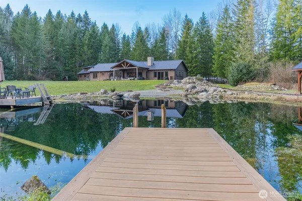 a view of a house with garden