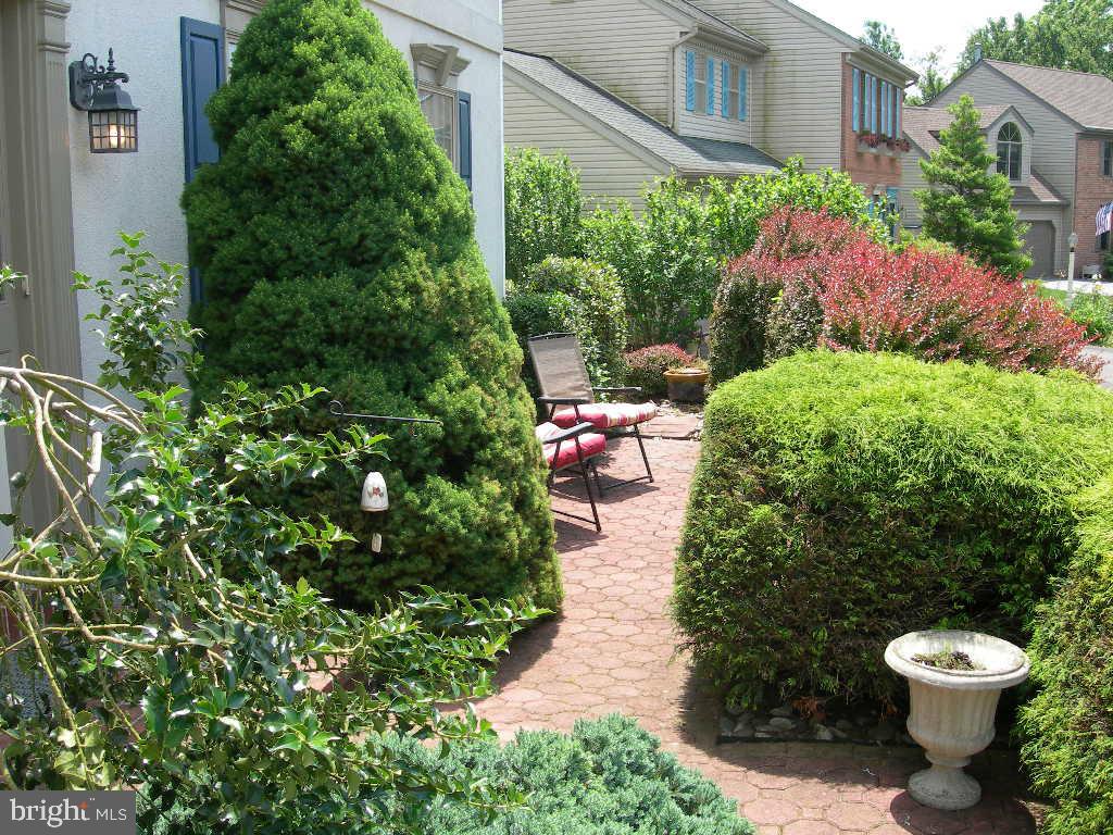 116 Chelsea Loop Lancaster, PA 17602 - Photo 2 of 29 Gallery Image 2