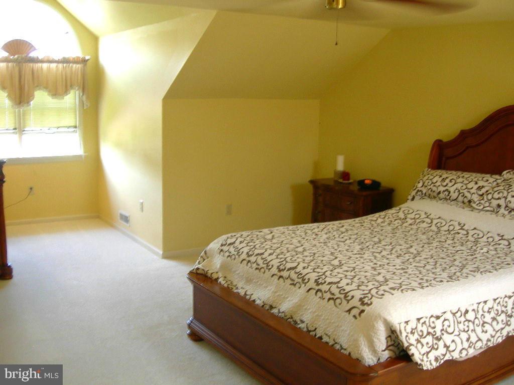 116 Chelsea Loop Lancaster, PA 17602 - Photo 19 of 29 Gallery Image 19