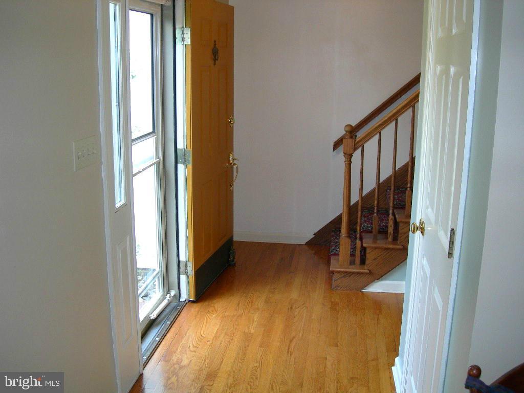 116 Chelsea Loop Lancaster, PA 17602 - Photo 3 of 29 Gallery Image 3