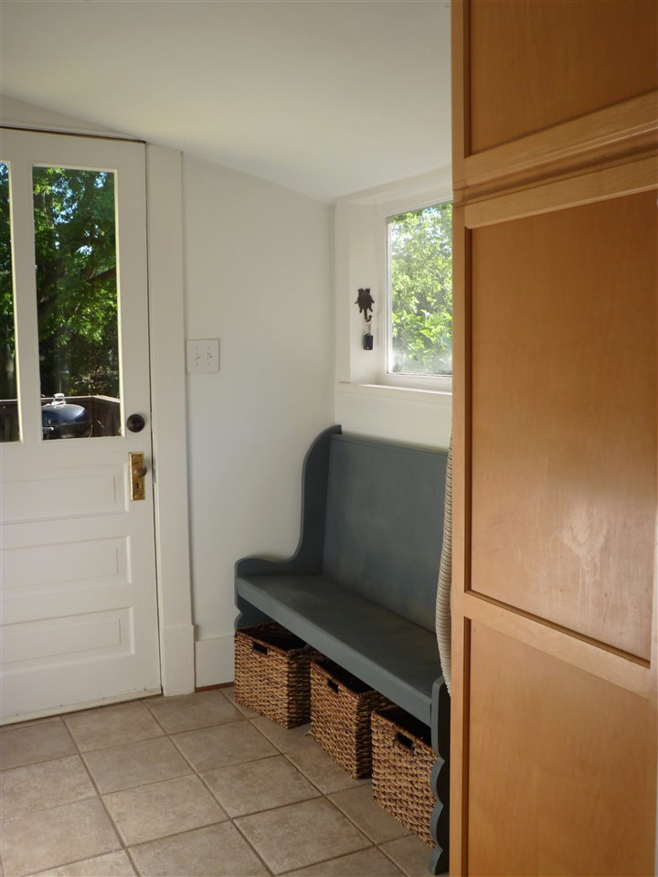 807 West South Street Raleigh, NC 27603 - Photo 9 of 30 Mud Room