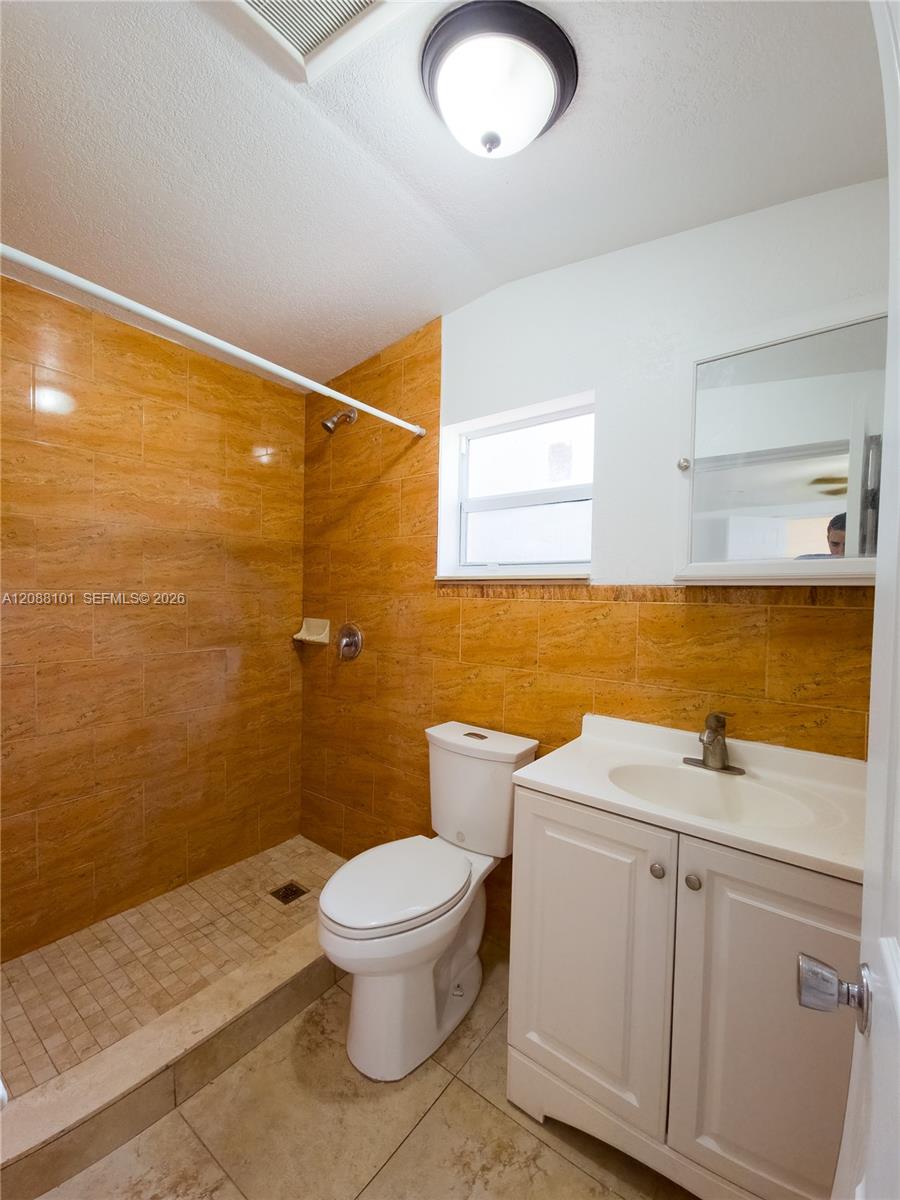 11601 Southwest 183rd Street Miami, FL 33157 - Photo 14 of 33 Gallery Image 14