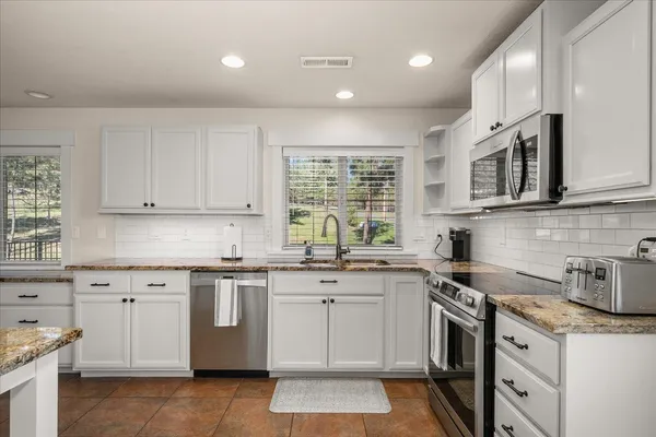$1,200,000 | 2712 North Chase Road, Liberty Lake, WA 99019