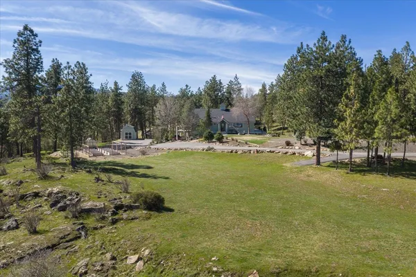 $1,200,000 | 2712 North Chase Road, Liberty Lake, WA 99019