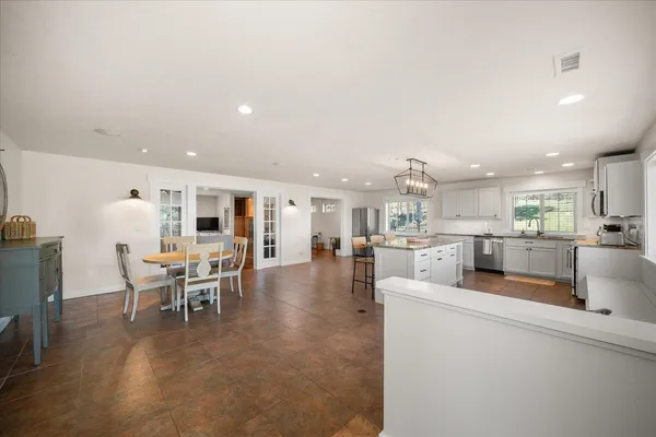 $1,200,000 | 2712 North Chase Road, Liberty Lake, WA 99019