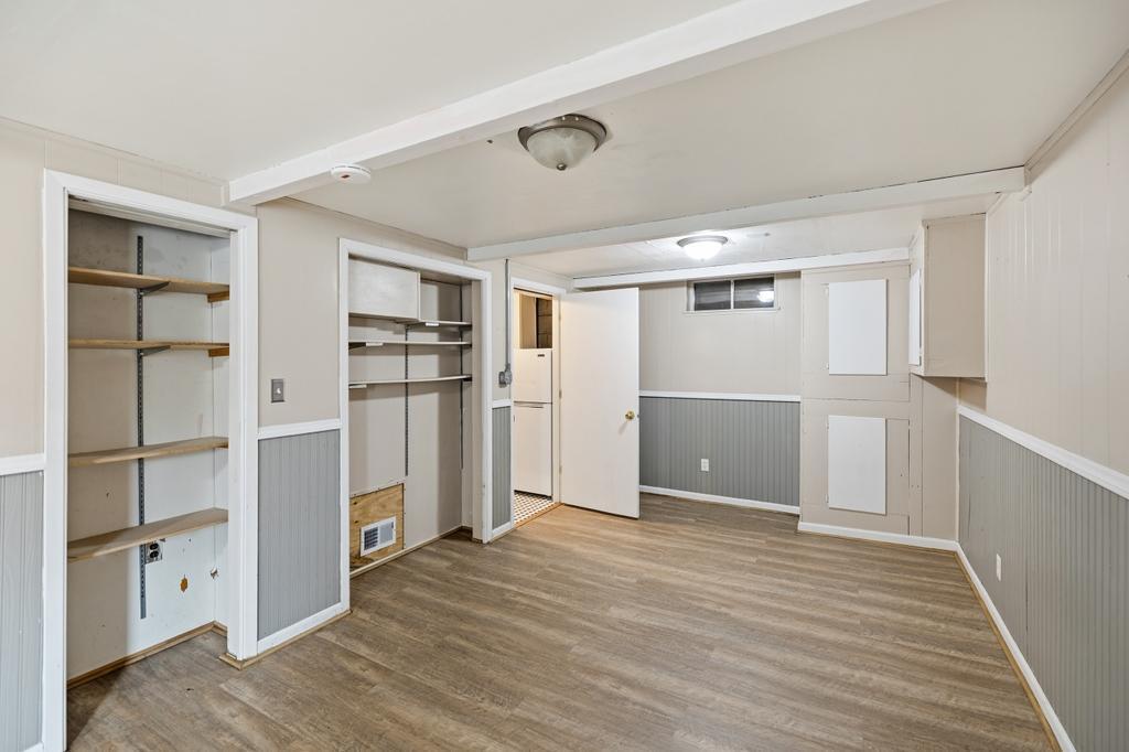 303 Roma Avenue West Roseville, MN 55113 - Photo 18 of 36