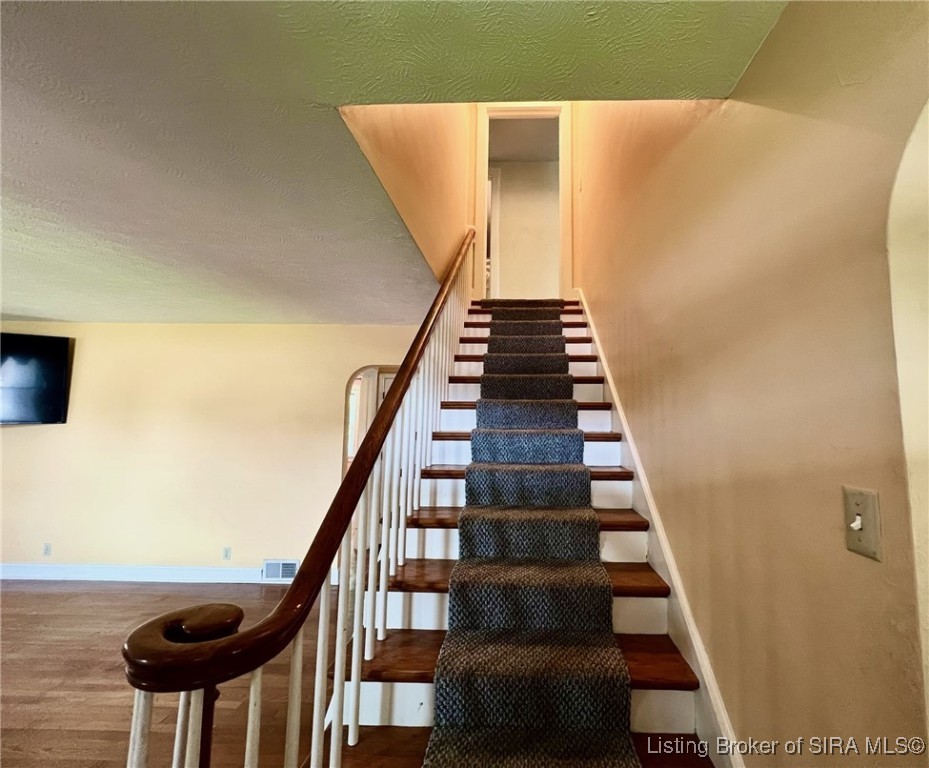 111 North Main Cross Street Hanover, IN 47243 - Photo 18 of 34