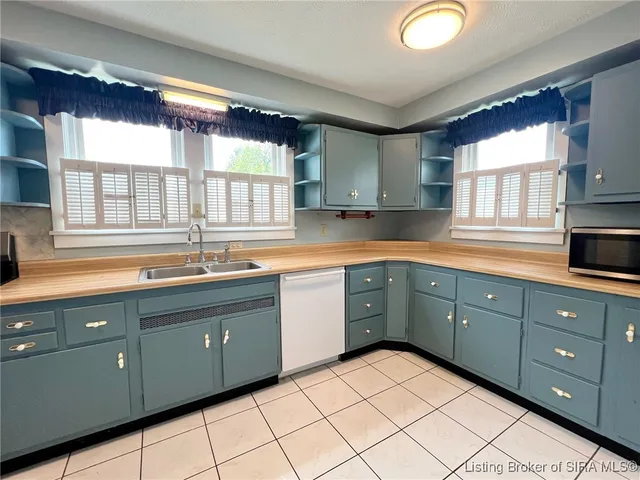 $249,999 | 111 North Main Cross Street, Hanover, IN 47243