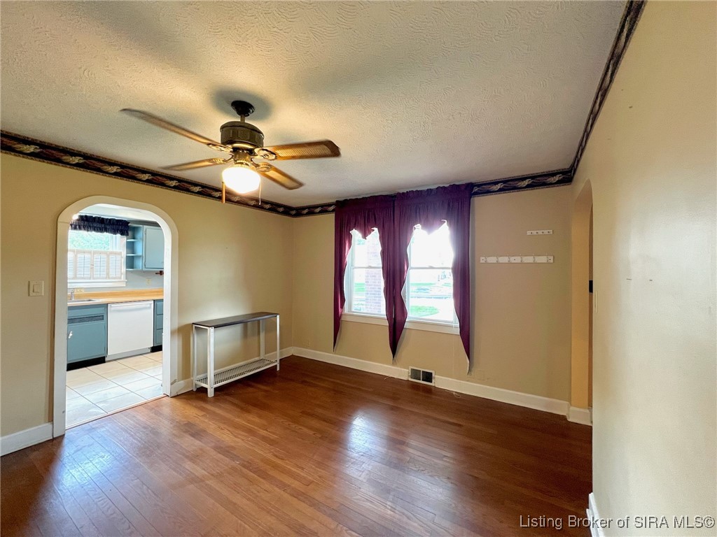 111 North Main Cross Street Hanover, IN 47243 - Photo 7 of 34