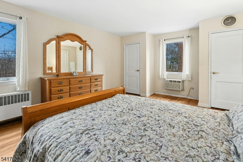 57 Troy Drive Springfield, NJ 07081 - Photo 11 of 16